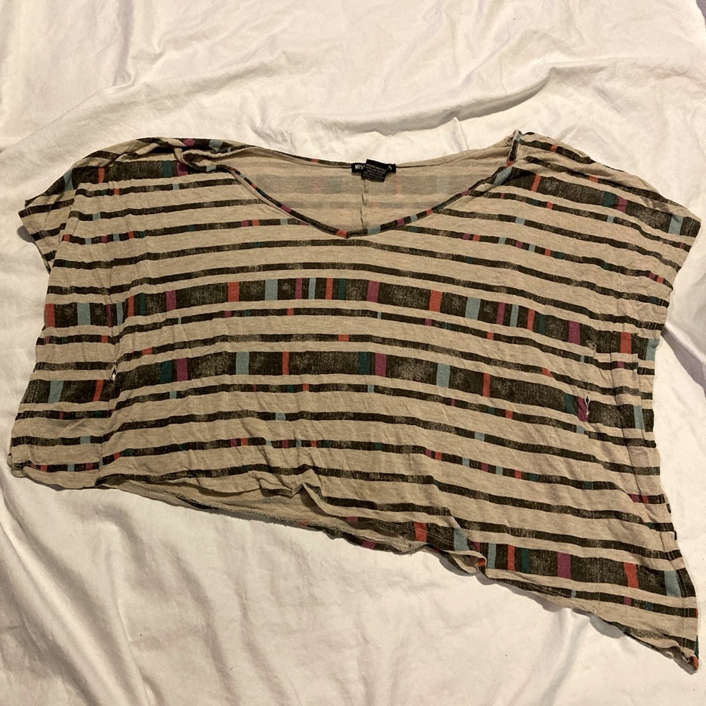 Asymmetrical striped crop-top